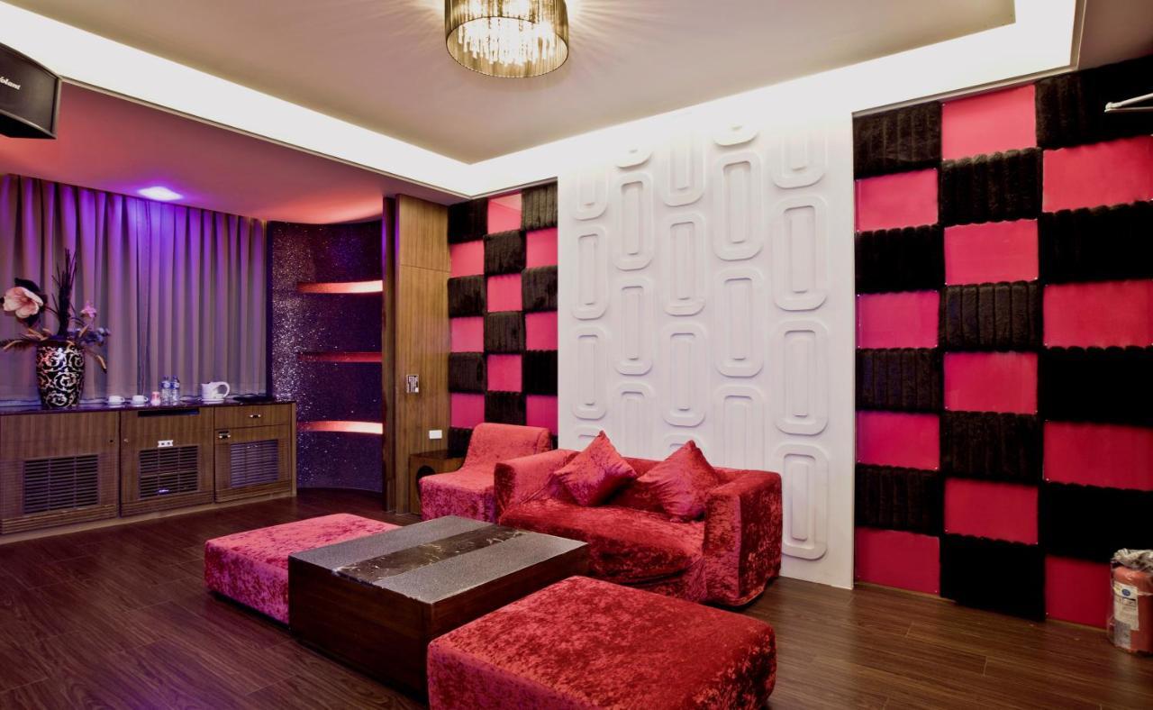 Gold Sand Motel Shulin Luaran gambar